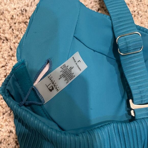 Tinibikini top - Picture 3 of 3